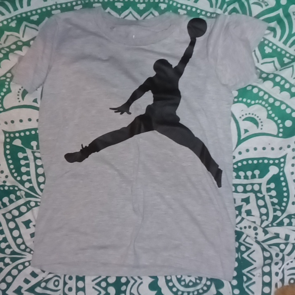 Boys air Jordan tshirt